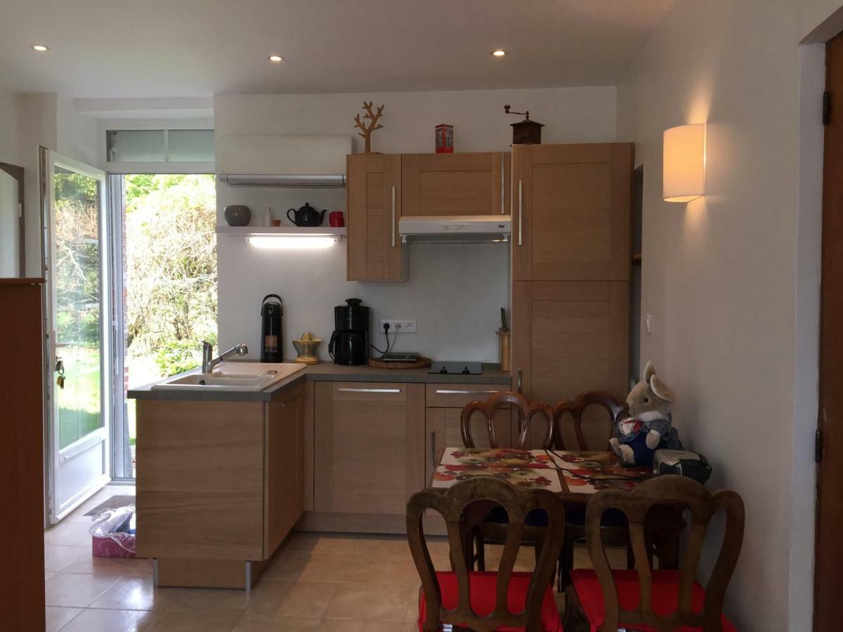 Touvois Gite Climatise De La Haute Rue מראה חיצוני תמונה