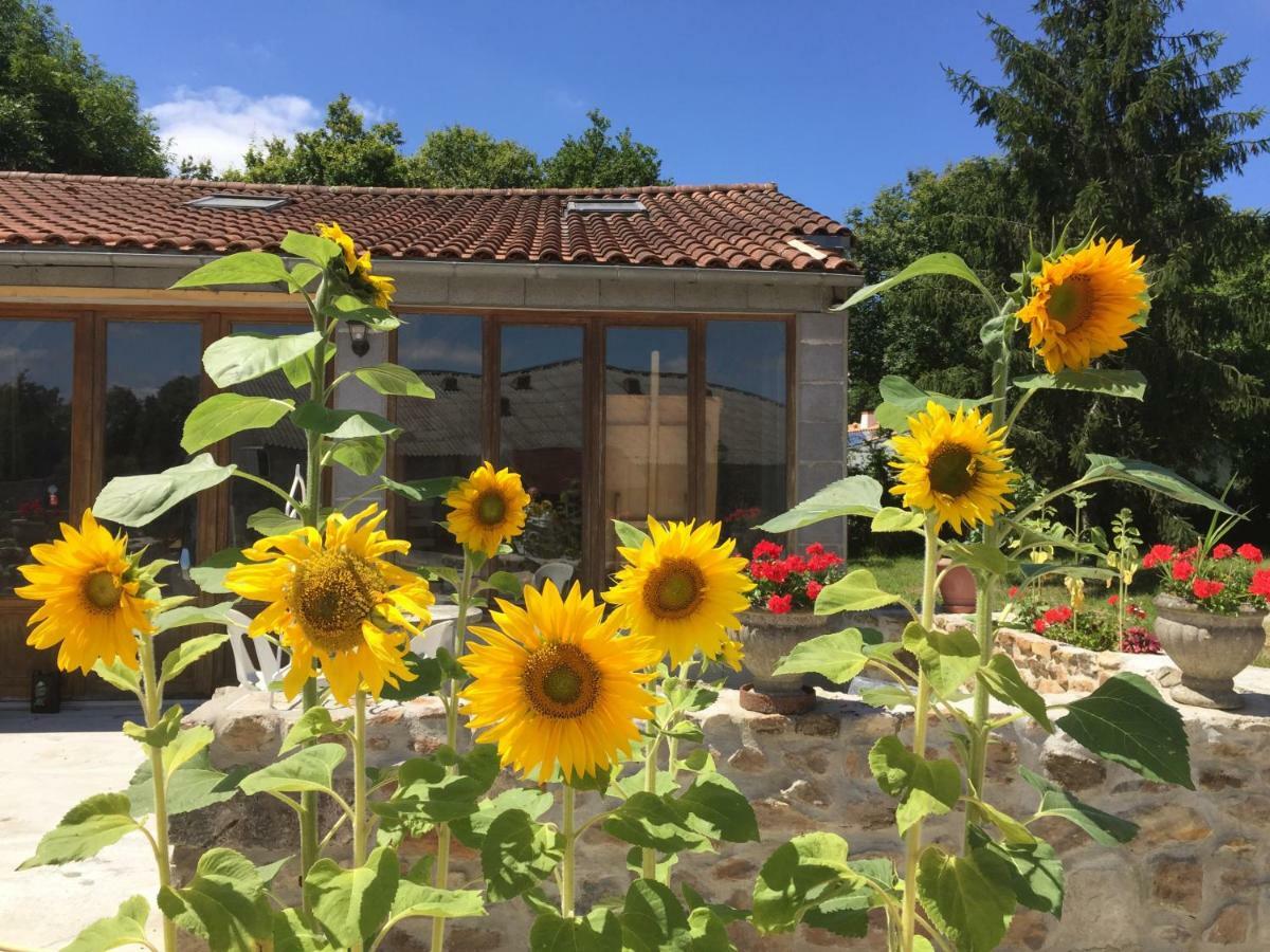 Touvois Gite Climatise De La Haute Rue מראה חיצוני תמונה