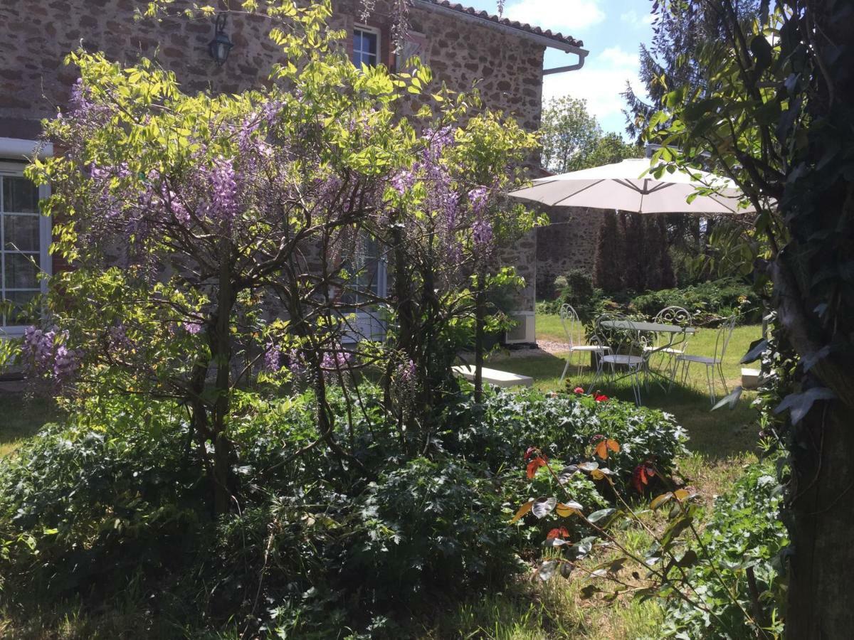 Touvois Gite Climatise De La Haute Rue מראה חיצוני תמונה